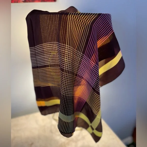 Beautiful Christian Dior silk scarf - Picture 5 of 9